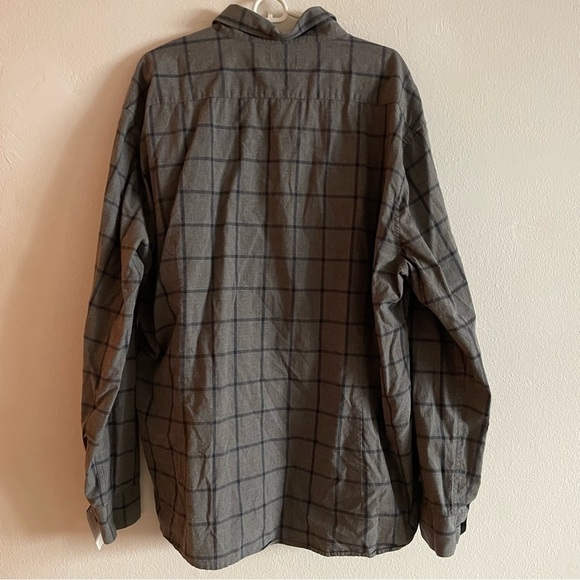 Barbour men’s checkered long sleeve button down shirt with collar - Picture 8 of 9